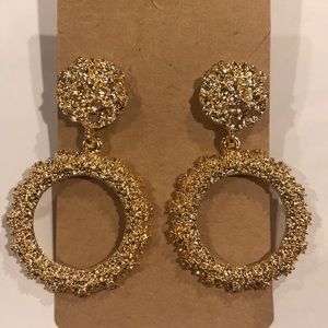 Gold diamond cut textured earrings